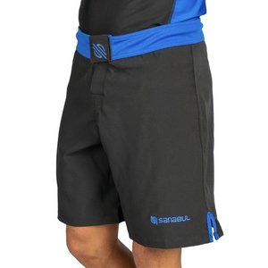 NWOT; Me Sanabul Essential Combat Shorts, Black with Blue Trim Size 32